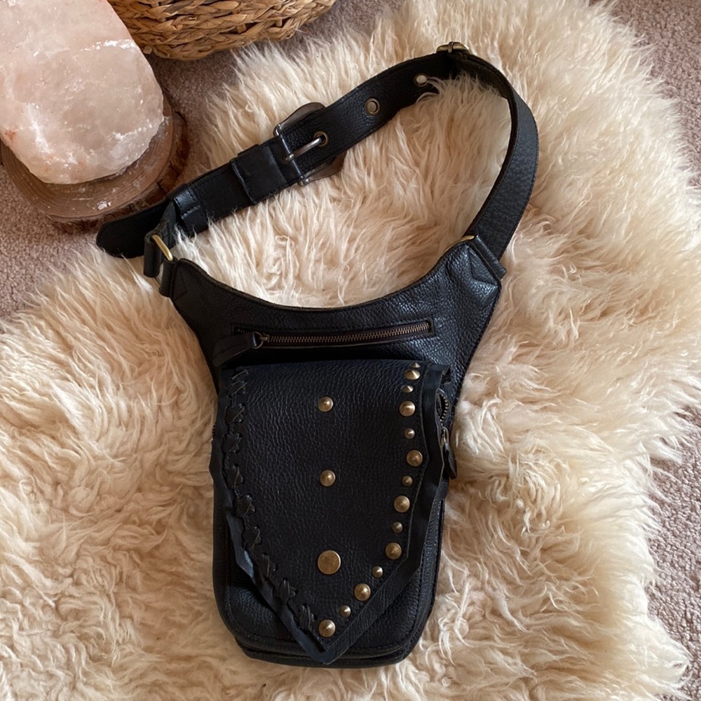 Black Leather Fanny Pack | Adjustable 25-47”